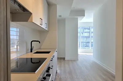 5 Quarrington Lane 502, Toronto C13, On M3c 0s5