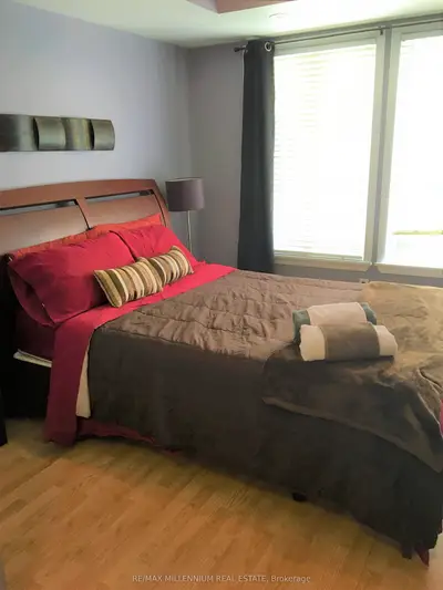 46 Western Battery Road 837, Toronto C01, On M6k 3p1