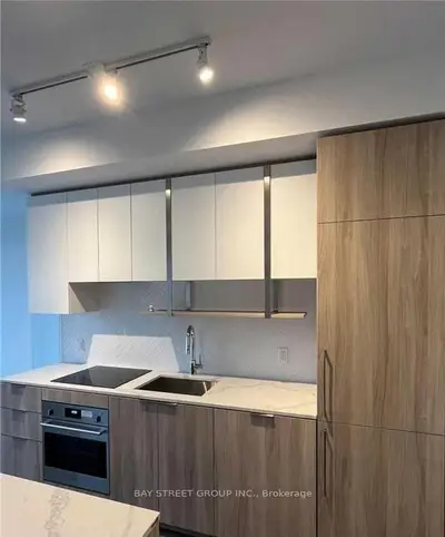 15 Holmes Avenue 1305, Toronto C14, On M2n 0l4