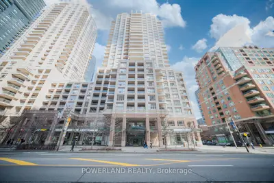 909 Bay Street 208, Toronto C01, On M5s 3g2
