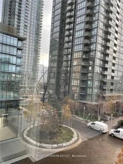 15 Fort York Boulevard 510, Toronto C01, On M5v 3y4
