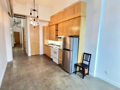 155 Dalhousie Street 1038, Toronto C08, On M5b 2p7