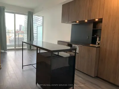 77 Shuter Street 2712, Toronto C08, On M5b 0b8