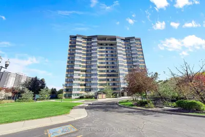 90 Fisherville Road 203, Toronto C07, On M2r 3j9