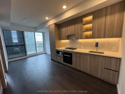 18 Esther Shiner Boulevard 1512, Toronto C15, On M2k 0j7