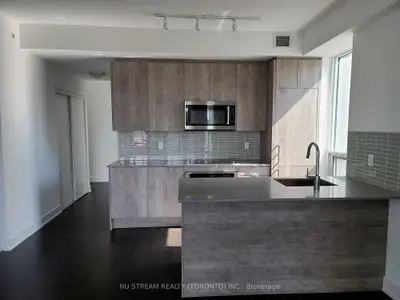 181 Bedford Road 307, Toronto C02, On M5r 0c2