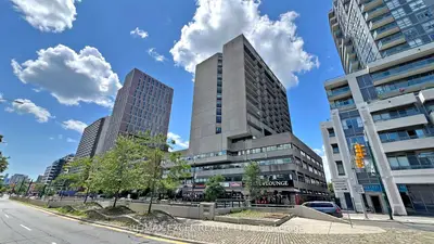 720 Spadina Avenue 1605, Toronto C01, On M5s 2t9