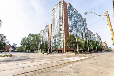 705 King Str. 215 Street W 215, Toronto C01, On M5v 2w8