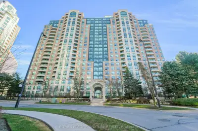 23 Lorraine Drive 717, Toronto C07, On M2n 6z6