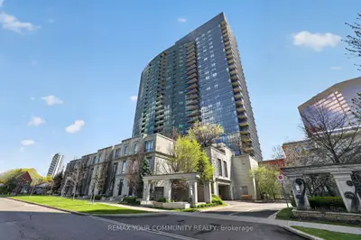 25 Greenview Avenue 622, Toronto C07, On M2m 0a5
