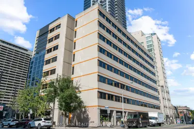 600 Sherbourne Street 502, Toronto, On M4x 1w4