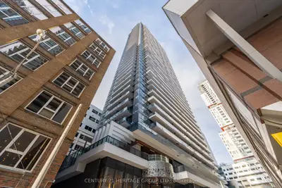 38 Widmer Street 4801, Toronto C01, On M5v 0p7