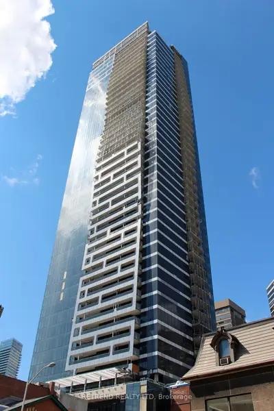 5 St. Joseph Street 204, Toronto C01, On M4y 0b6