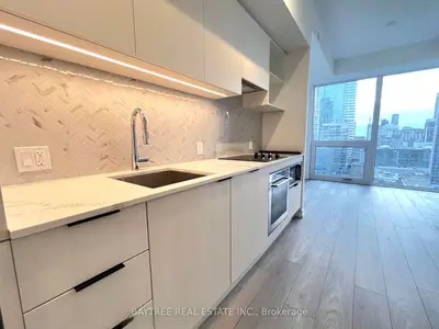 82 Dalhousie Street 2009, Toronto C08, On M5b 0c5
