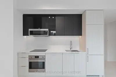 308 Jarvis Street 1113, Toronto C08, On M5b 0e3