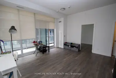 38 Forest Manor Road 315, Toronto, On M2j 1m1