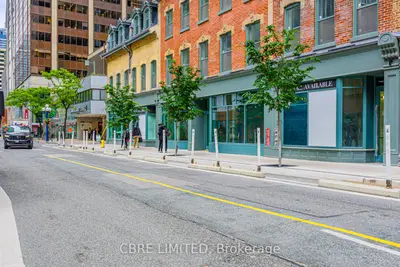 830 Yonge Street W, Toronto, On M4w 2h1