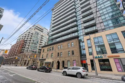 39 Sherbourne Street 301, Toronto C08, On M5a 0l8