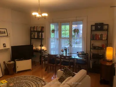 201 Crawford Street 2, Toronto C01, On M6j 2v5