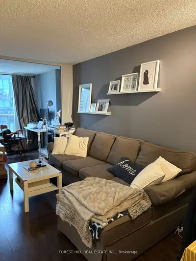 24 Wellesley Street W 803, Toronto C01, On M4y 2x6