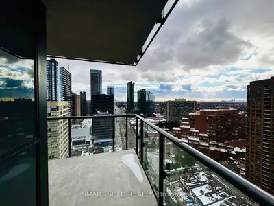 4955 Yonge Street 2208, Toronto C14, On M2n 0l8