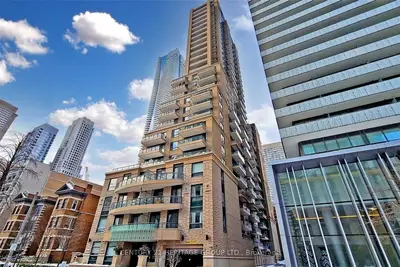 35 Hayden Street 1212, Toronto C08, On M4y 3c3