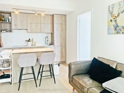 1 Yorkville Avenue 5002, Toronto C02, On M4w 1l1