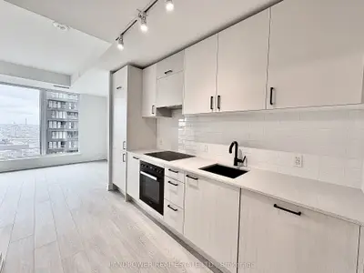 1 Quarrington Lane 3109, Toronto C13, On M3c 0s4