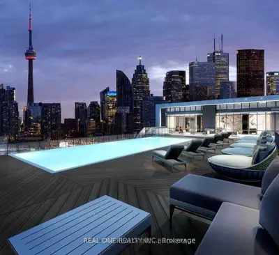 15 Merchants' Wharf Street 833, Toronto C08, On M5a 0n8