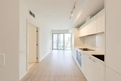 3 Gloucester Street 2511, Toronto C08, On M4y 0c6