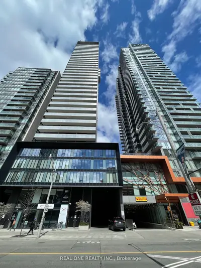 28 Wellesley Street E 1203, Toronto C08, On M4y 0c4