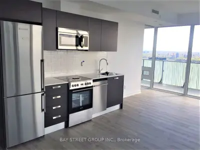 42 Charles Street 3502, Toronto C08, On M4y 1t4