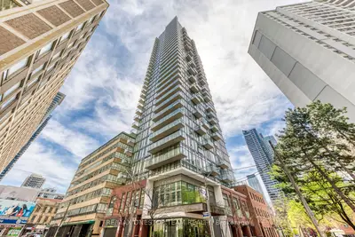 75 St Nicholas Street 1801, Toronto C01, On M4y 0a5