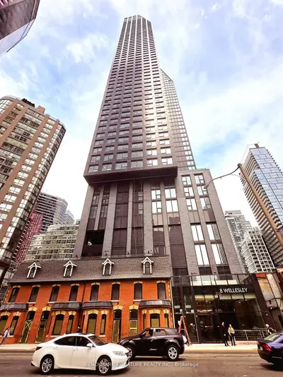 8 Wellesley Street 2705, Toronto C01, On M4y 0j5
