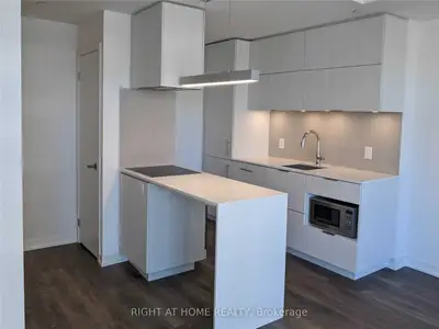 20 Richardson Street 615, Toronto C08, On M5a 0s6