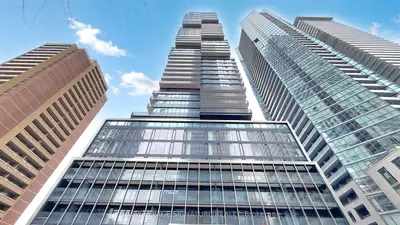 61 Charles Street E 615, Toronto C08, On M4y 0k7