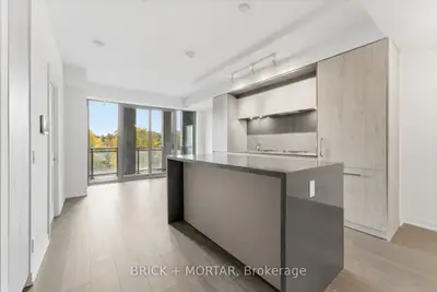 1 Hillsdale Avenue W 301, Toronto C03, On M4s 0e5