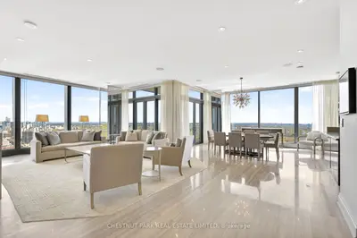 50 Yorkville Avenue 4702, Toronto C02, On M4w 0a3
