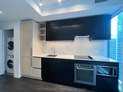 55 Mercer Street 3706, Toronto C01, On M5v 0w4
