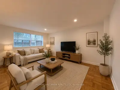 57 Rawlinson Avenue 5, Toronto C10, On M4p 2n1