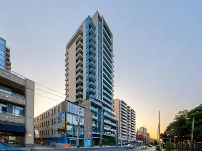1486 Bathurst Street 303, Toronto C03, On M5p 3g9