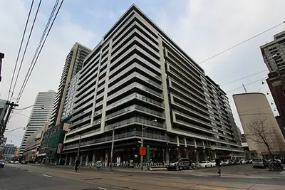 111 Elizabeth Street 1835, Toronto C01, On M5g 1p7