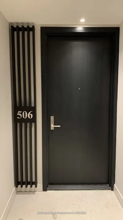 81 Wellesley Street E 506, Toronto C08, On N5v 1j6