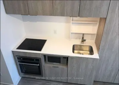 77 Shuter Street 223, Toronto C08, On M5b 0b8