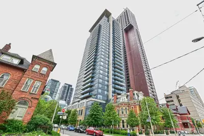 28 Linden Street 502, Toronto C08, On M4y 0a4