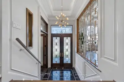 215 Elmhurst Avenue, Toronto, On M2n 1s2
