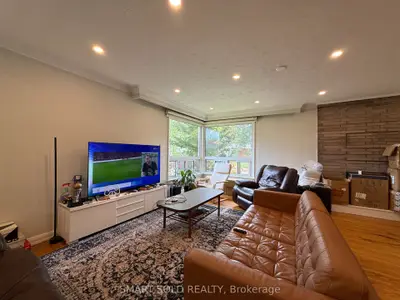30 Caswell Drive, Toronto, On M2m 3l9