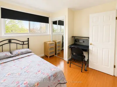 7 Fontainbleau Drive B, Toronto, On M2m 1p1