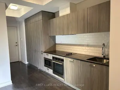 50 Charles Street E 1009, Toronto C08, On M4y 0c3
