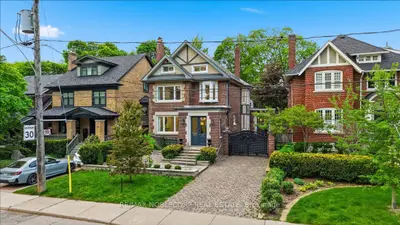 38 Glenrose Avenue, Toronto C09, On M4t 1k4